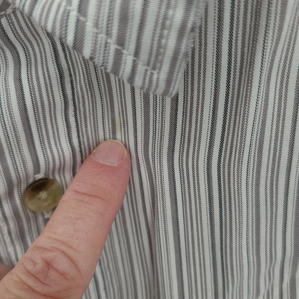 The North Face Mens Shirt Size Medium M Collared Striped Short Sleeve